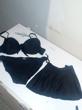 Aranee 3 Piece Black Swimsuit Sz XL